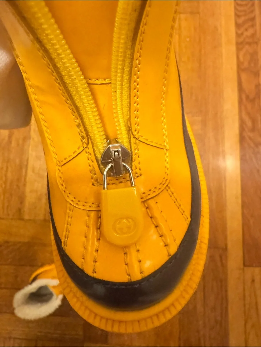 Gucci Kids Yellow Winter Boots with Faux Fur Lining
